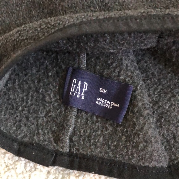 Gap Kids Fleece 3 Point Jester Hat - Picture 5 of 5